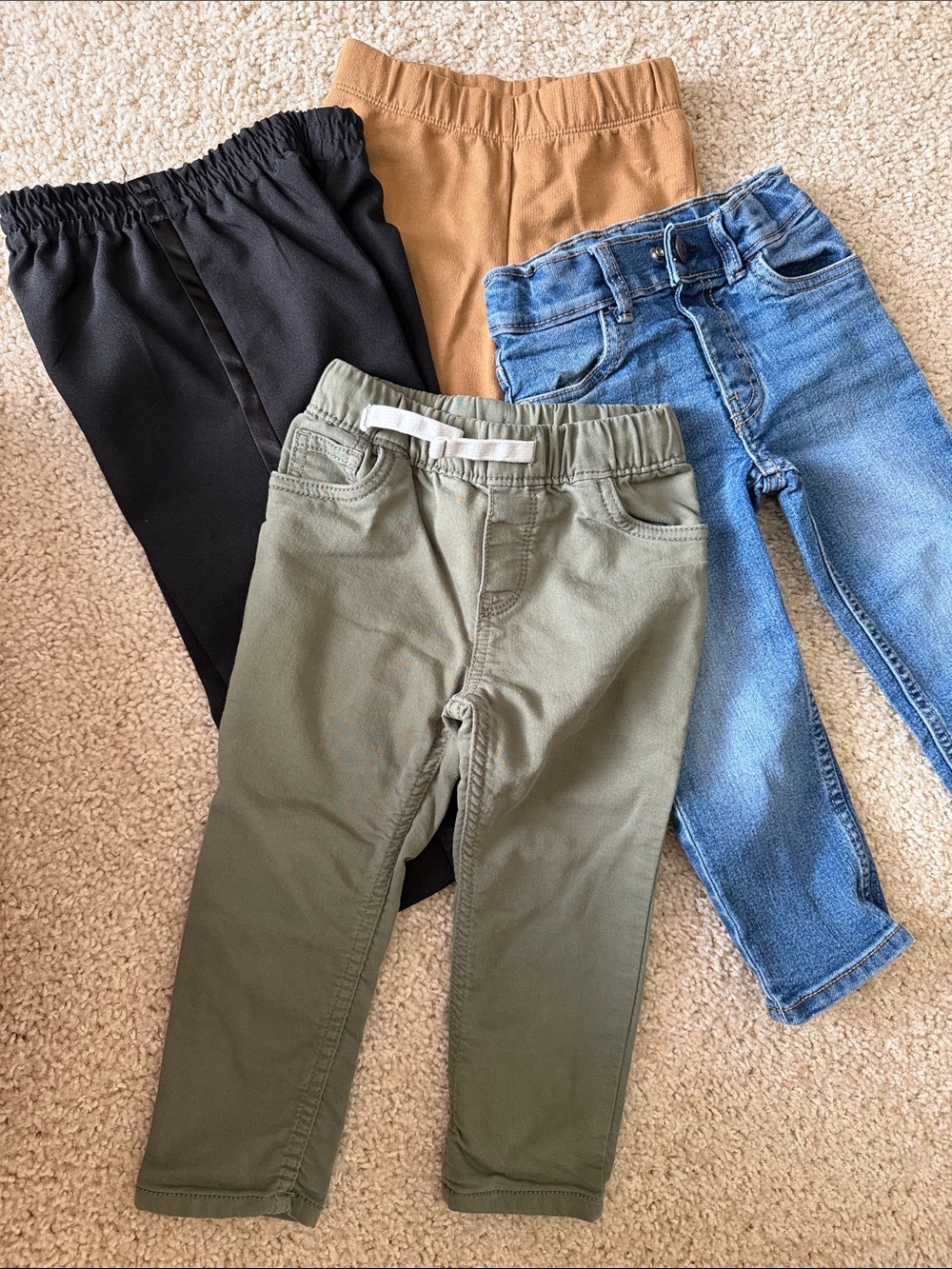 👦2T/18mo pants bundle
